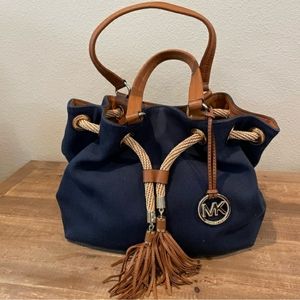 NEW Michael KORS MK Marina Canvas Leather Trim Bucket Shoulder Handbag Purse